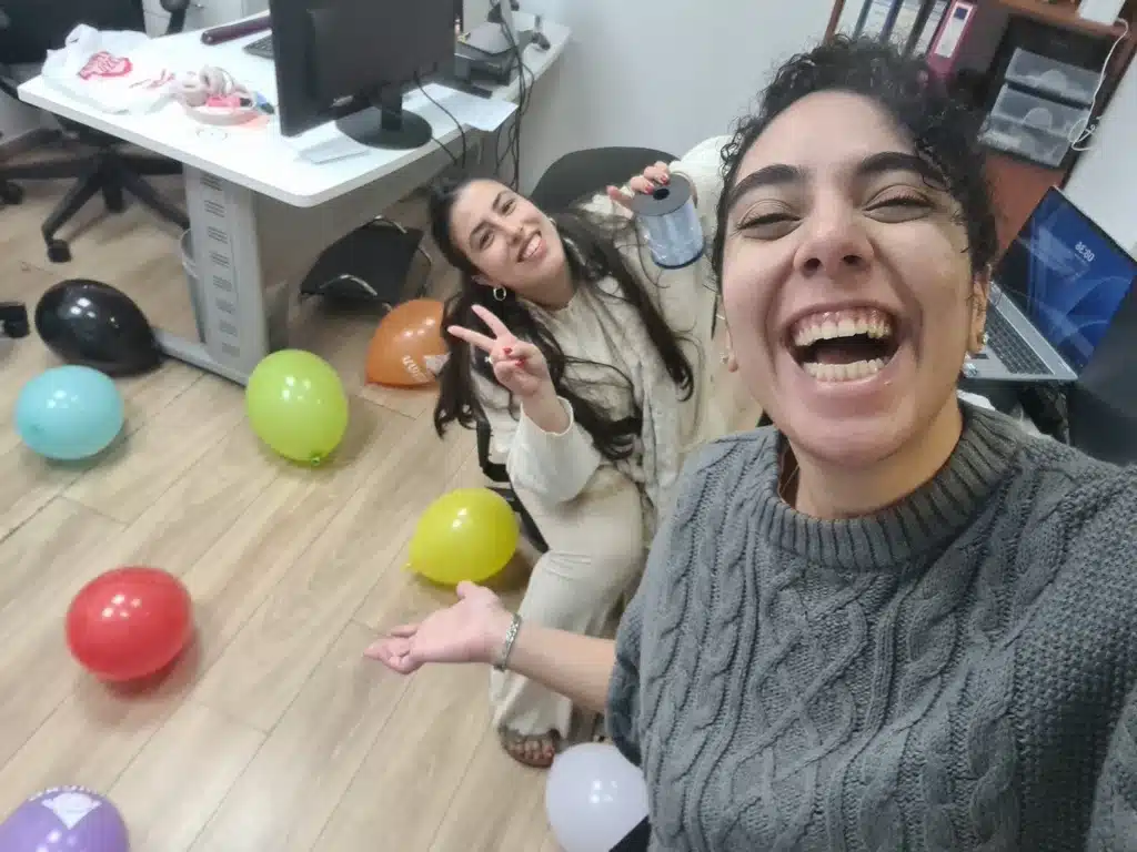 בוקר במשרד